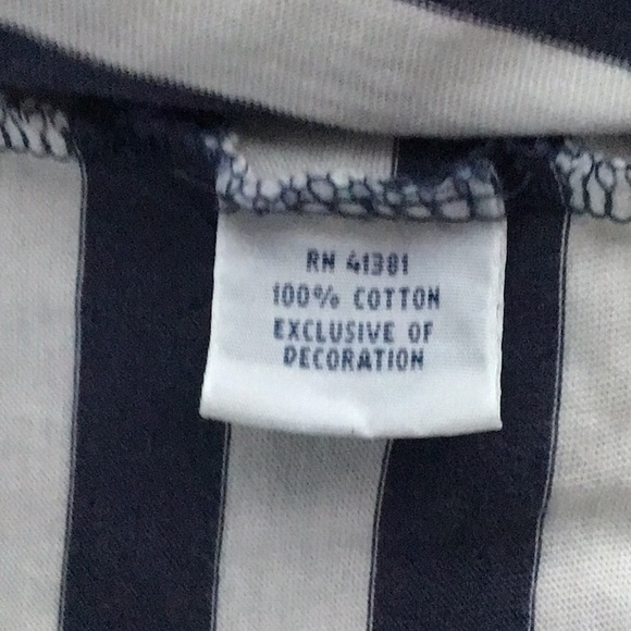 🔅SALE🔅 Ralph Lauren Polo shirt, Classic Med. Blue/white with a breast pocket. - Picture 5 of 6